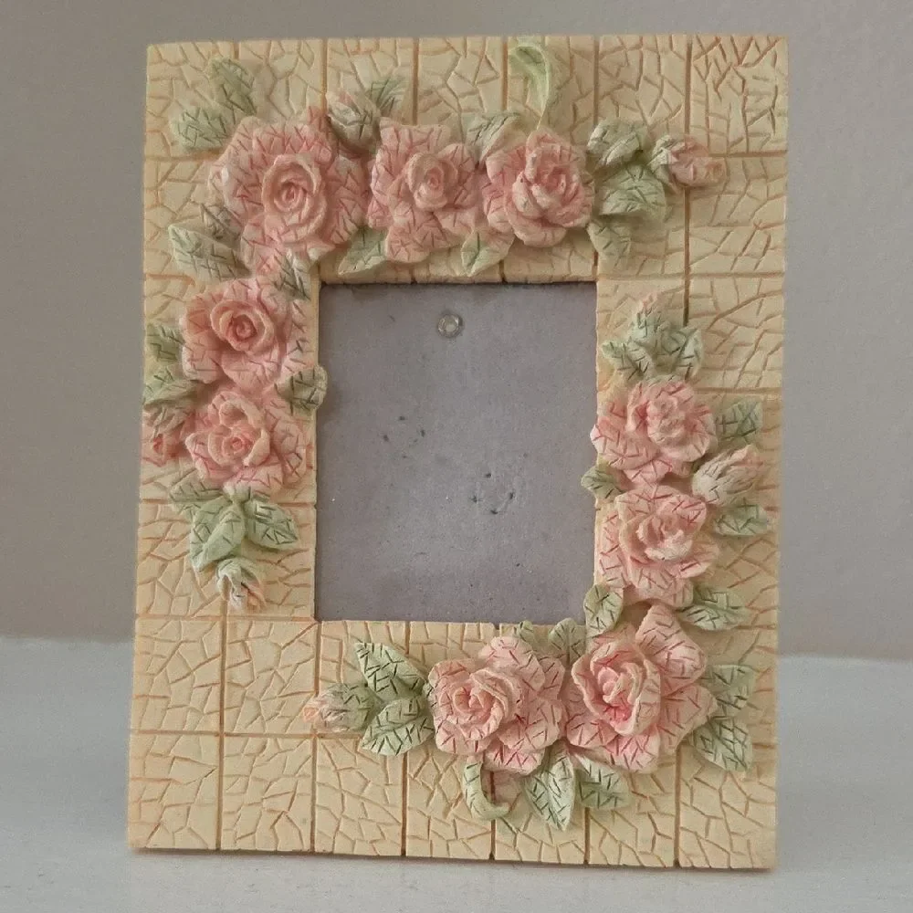 Floral Pink Rose Photo Frame – Decorative Home Accent